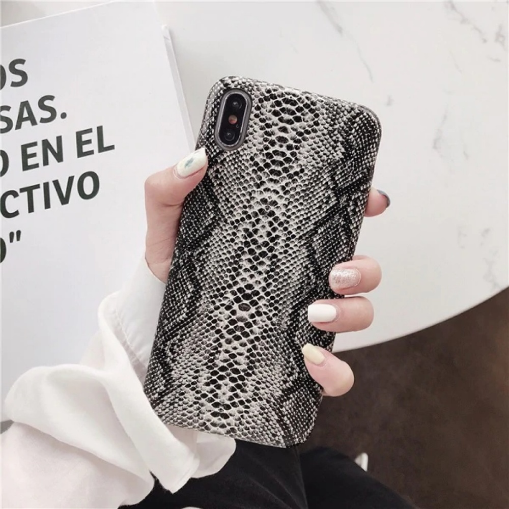 Stylish Snake Print iPhone X Phone Case Cover - Picture 6 of 7